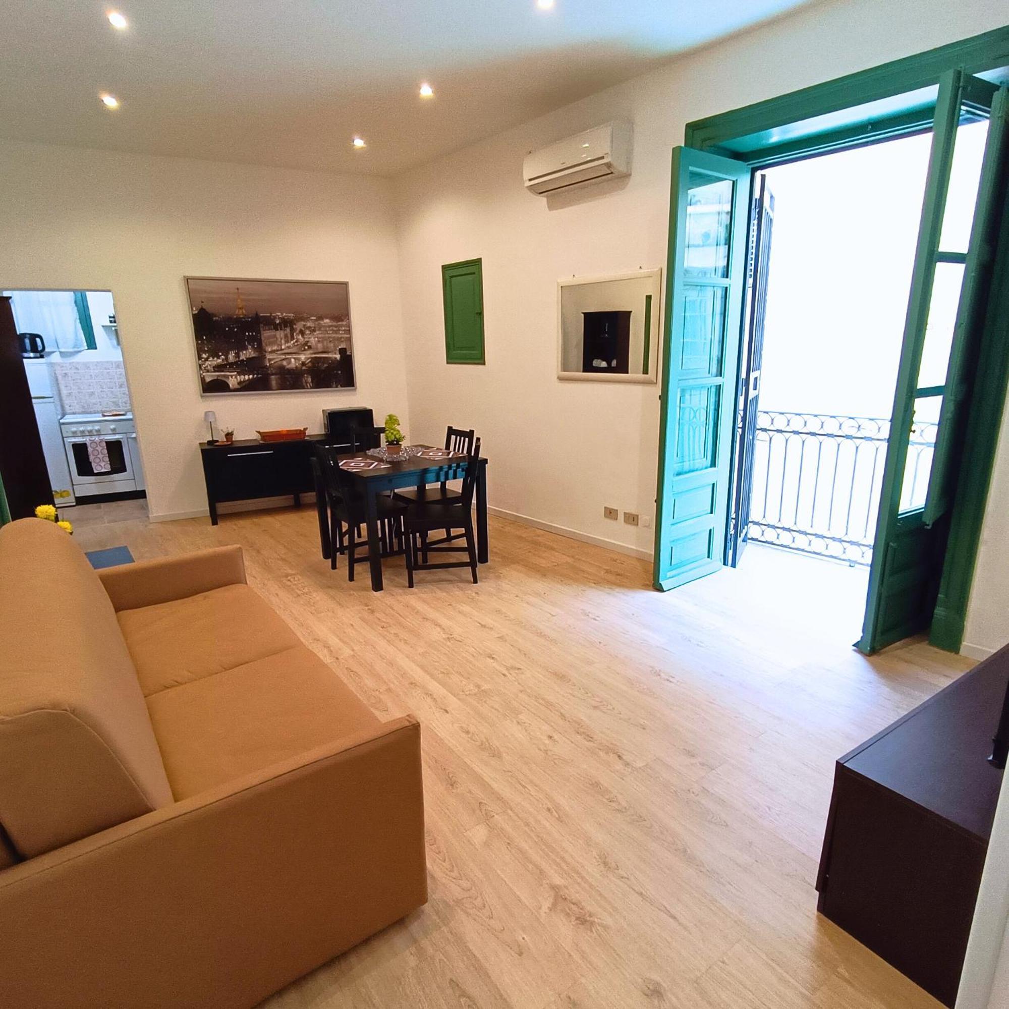 Apartamento Centro Storico Casa Bellini ***** Palermo Exterior foto